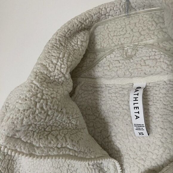 ATHLETA TUGGA Ivory White Sherpa Fleece Full zip Cropped jacket size XS - Picture 4 of 6